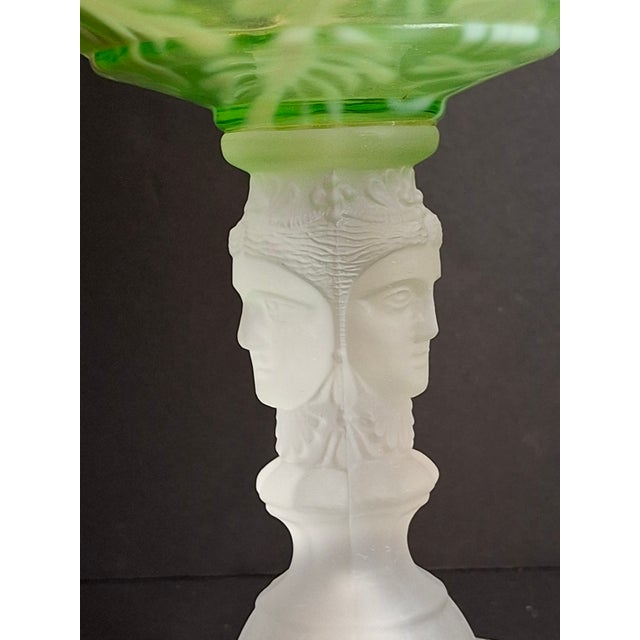 Vintage-Style Green Floral Glass Table Lamp With Frosted Female Head Pedestal Base For Sale - Image 9 of 13