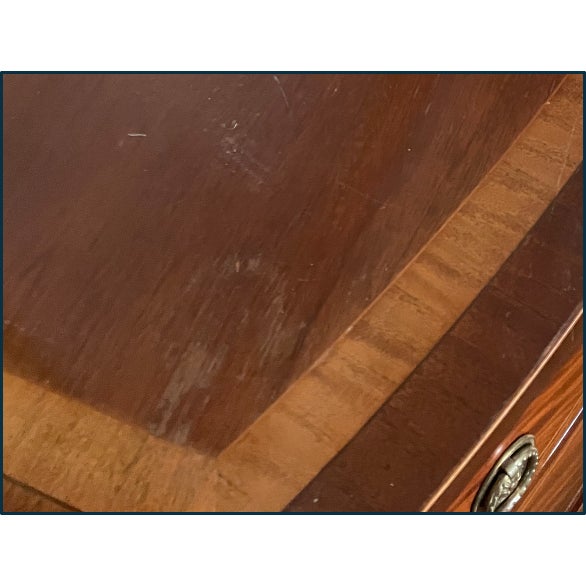 Hepplewhite 1990s Baker Historic Charleston Collection Bowfront Sideboard - Mahogany W Satinwood Inlay For Sale - Image 3 of 7