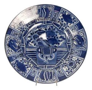 Ming Edo Arita Dish in Blue and White Porcelain, 1680s