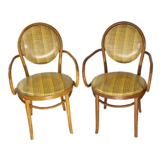1950s Mid-Century Modern Bentwood Dining Armchairs in the Style of Le Corbusier/Thonet - Set of 2 For Sale