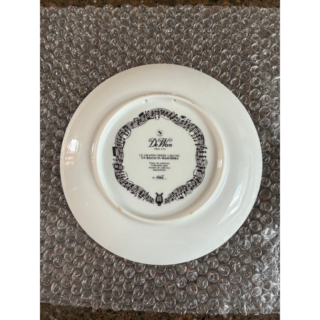 Ceramic 1960s De Wan Porcelain Plates, Part of the "Le Grandi Opere Liriche"' (Great Opera Works) Series Celebrating Giacomo Puccini's Famous Opera, Tosca. For Sale - Image 7 of 8