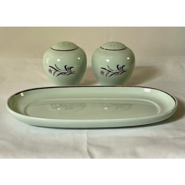 1950s 1950s Pale Green Salt & Pepper Shakers With Tray For Sale - Image 5 of 9