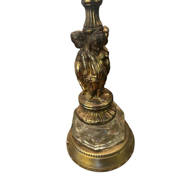 Pair of Vintage 1950s Hollywood Regency Italian Rococo Revival Cherub Lamps – Brass & Crystal For Sale - Image 6 of 11
