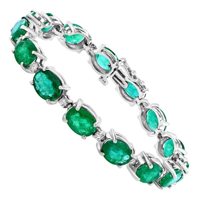 30 Carat Natural Zambian Emerald & Diamond Tennis Bracelet 14 Karat Gold For Sale