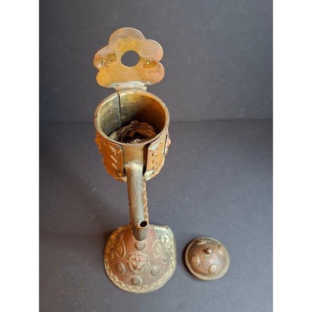 Antique Flemish Brass Snotneus Oil Lamp Ornate Copper Lion Mask Fat Light 19thC For Sale - Image 14 of 18