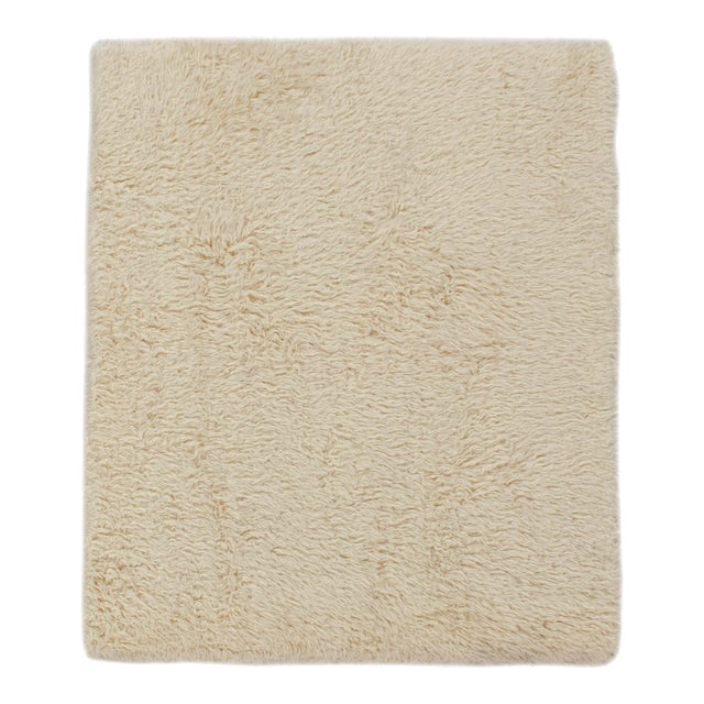 Rug & Kilim’s Moroccan Style Shag Rug in Creamy High-Pile For Sale