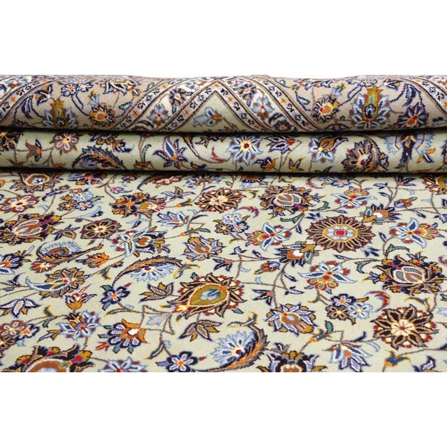 Kashan Rug in New Wool For Sale - Image 10 of 11