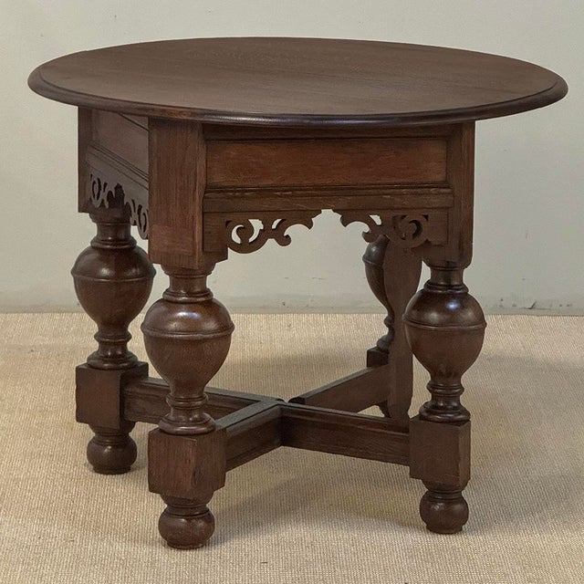Mid 19th Century 19th Century English Oak Gateleg Drop Leaf Occasional Table For Sale - Image 5 of 18
