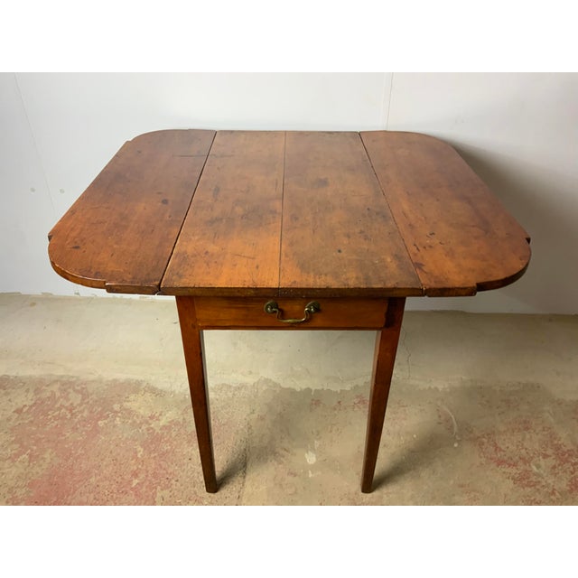 American Late 18th Century Federal Cherry Pembroke Table For Sale - Image 3 of 13