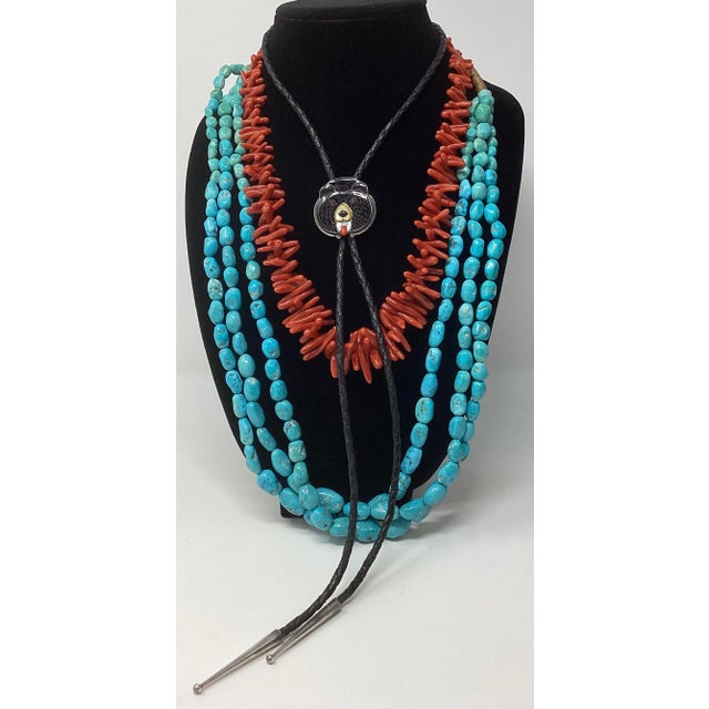 Bernice Leekity, Zuni, Delightful "Baby Bear" Bolo Tie or Necklace. Signed on Back. For Sale In Phoenix - Image 6 of 6