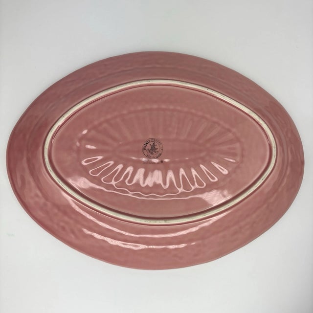 1990s Vintage Bordallo Pinheiro Caldas Da Rainha Pink Basketweave Leaves 15" Majolica Platter For Sale - Image 5 of 6