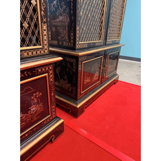 1960’s John Widdicomb Bonnet Top Chinoiserie Cabinets, a Pair For Sale In Cleveland - Image 6 of 12