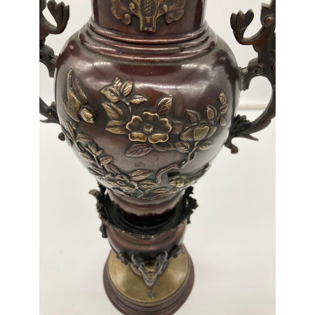 Meiji Period Large 19th Century Japanese Bronze Vase Urn Dragon Heads 18'' For Sale - Image 13 of 18