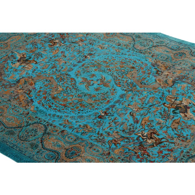 This 5x7 rug represents a bold new line of Rug & Kilim’s Modern Classics Collection—a series of contemporary rugs by one...