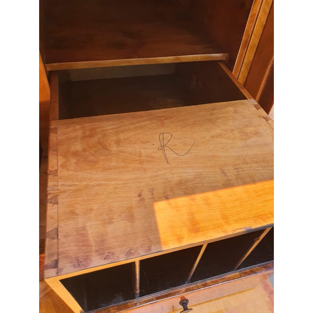 Biedermeier Secretary in Birch, 1815 For Sale - Image 4 of 18
