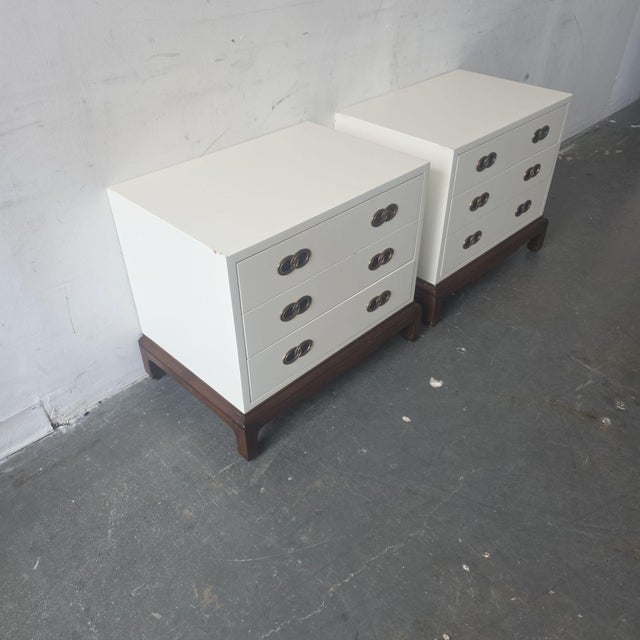 Modern Henredon White 3-Drawer End Tables With Brass Pulls - Pair For Sale - Image 3 of 6