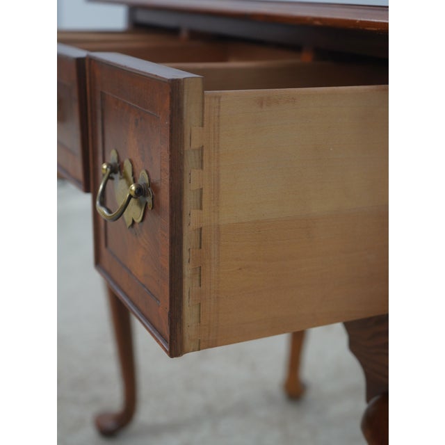 1990s 1990s Hekman George III English Style Walnut Dressing Table Lowboy For Sale - Image 5 of 18