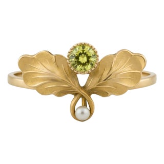 Art Nouveau–Inspired Peridot and Pearl Botanical Ring in 14k Gold, Size 7.5 For Sale