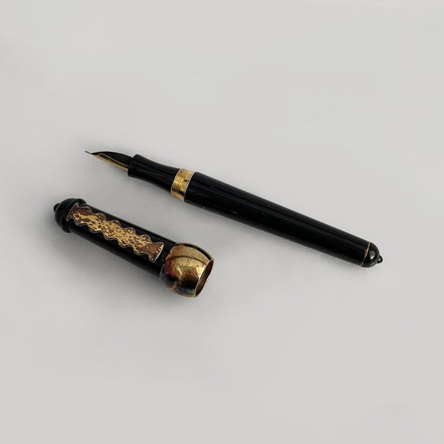 Italian Modern Black Acrylic Gold Metal Fountain Pen Faro by Cleto Munari, 2002 For Sale - Image 12 of 12