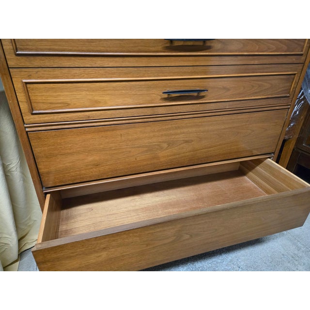 1960s Dixie Walnut Mid-Century Chest of Drawers For Sale - Image 9 of 12