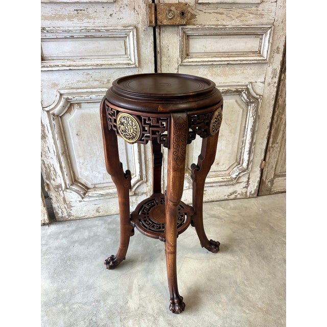 Beechwood side table attributed to Gabriel Viardot, circa 1900. Openwork chinoiserie decoration on the apron and...