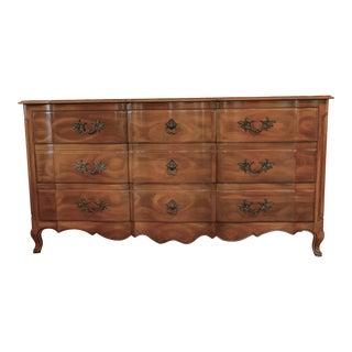 John Widdicomb Grand Rapids Louis XV Style Walnut Triple Dresser, Buffet or Credenza - Vintage Mid 20th Century For Sale