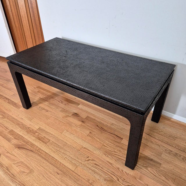 Transitional Mid-20th Century Asian Ming Style Rectangular B Grasscloth Coffee Table For Sale - Image 3 of 11