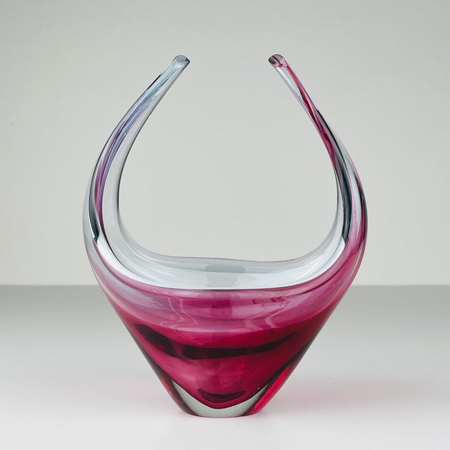 Beautiful small red Murano glass vase made in Italy in the 1970s. The vase is in excellent vintage condition, with no...