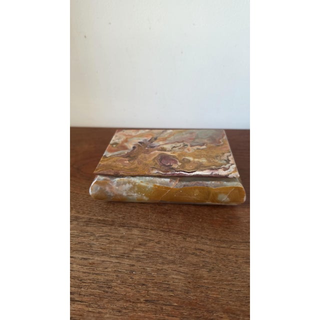 Gemstone Vintage Onyx Stone Box, Banded Marble Jewelry Box, Heavy Calcite Trinket Box, Natural Stone Storage, Decorative Keepsake Box For Sale - Image 7 of 10