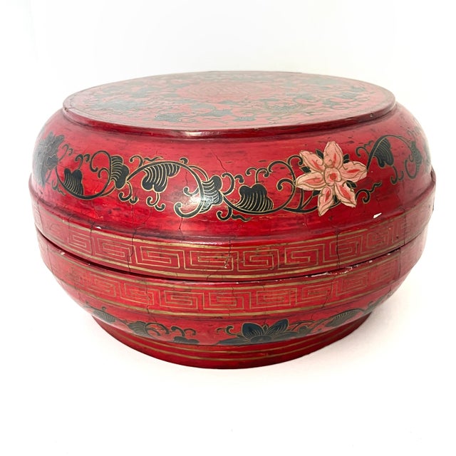 Chinoiserie Large 14" Antique Chinese REd Lacquer Wedding Box For Sale - Image 3 of 16