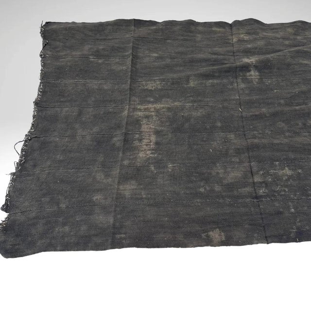 African Early 20th Century Black and White Mudcloth Textile Mali 62x42 For Sale - Image 3 of 10