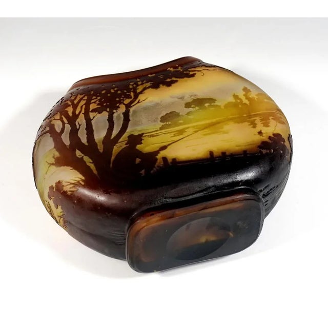 Large Round Art Nouveau Style Gall Cameo Vase with Seascape Decor from Emile Gallé, France, 1905 For Sale - Image 9 of 10