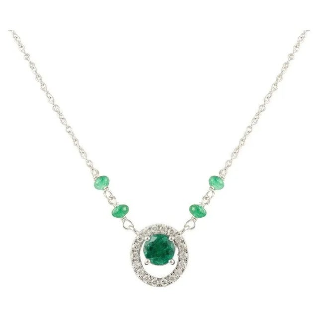 Metal 1.63 Ct Beaded Emerald Halo Diamond Chain Necklace in 18k Solid Gold For Sale - Image 7 of 12