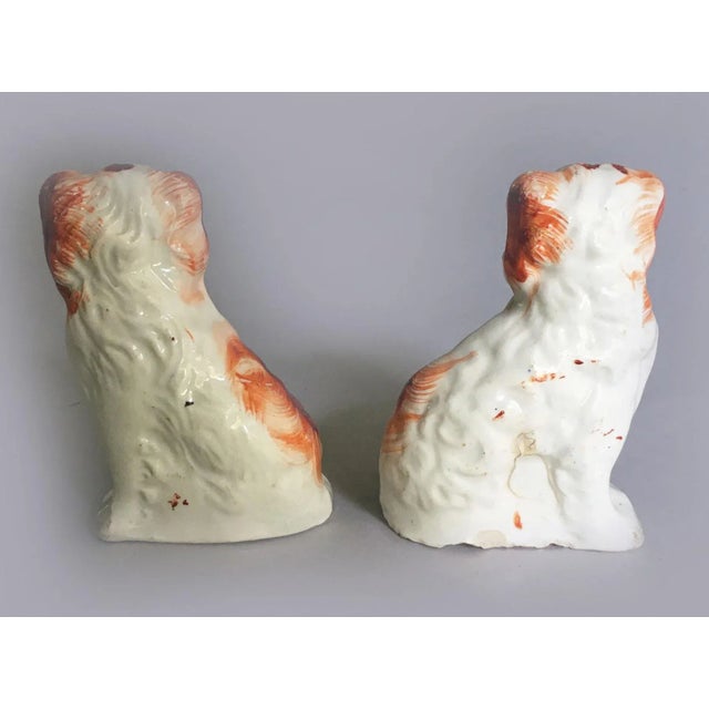 Pair of Mid 19th Century Staffordshire King Charles Spaniels For Sale - Image 4 of 9