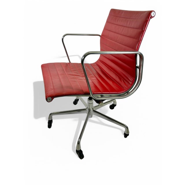 Mid-Century Modern 2009 Herman Miller Eames Aluminum Group Management Chair in Red Leather For Sale - Image 3 of 5