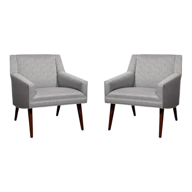 1960s Mid-Century Lounge Chairs in Holly Hunt Fabric & Tapered Hand-Rubbed Walnut Legs - Set of 2 For Sale