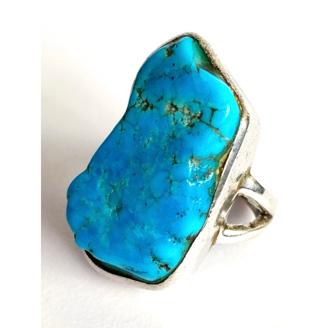 Sky Blue * Organic Genuine Arizona Blue Turquoise Statement Ring in Sterling Silver, Vintage Estate, Size 7 For Sale - Image 8 of 11