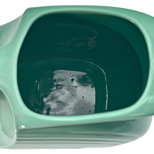 Vintage Fiesta Light Green Disc Pitcher 7.5" (64 Oz), C. 1936–1951 For Sale - Image 9 of 11