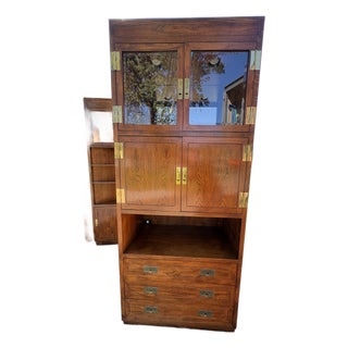 Henredon Solid Red Oak Corner Curio Cabinet For Sale