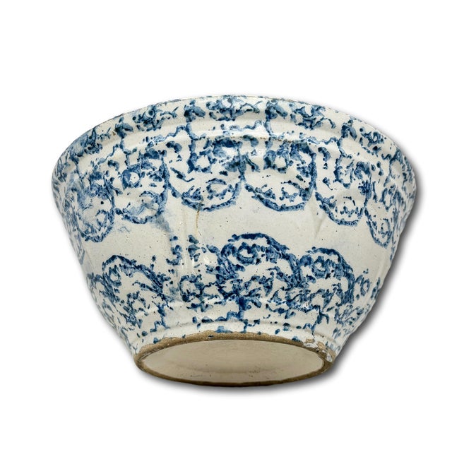 Beautiful Large 12 Inch Size Antique American Blue Spongeware Decorated Stoneware Kitchen Mixing Bowl - 1890s For Sale - Image 15 of 18