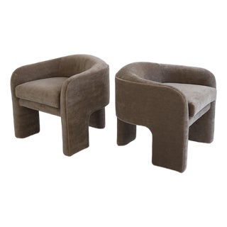 Vladimir Kagan Tri-Leg Chairs, a Pair For Sale