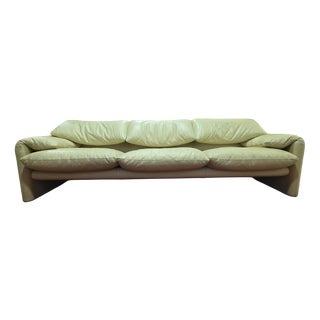 Maralunga Three-Seater Sofa in Leather by Vico Magistretti for Cassina, 1970s For Sale