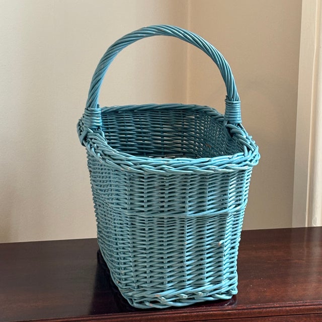 Farmhouse Mid-20th Century Cornflower Blue Market / Gathering Basket For Sale - Image 3 of 15