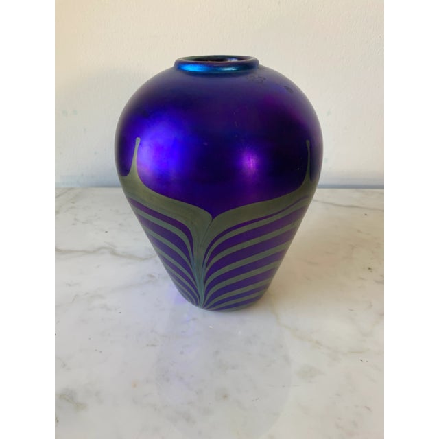 Vintage 1985 Pulled Feather Vase by Chuck Walters of Jamala Glass Studio For Sale In Los Angeles - Image 6 of 13
