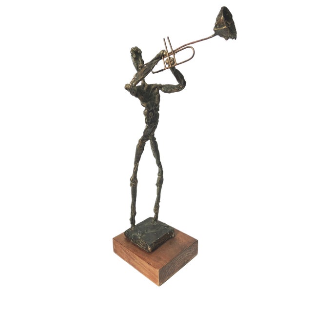 1970s Unusual Brutalist Mid Century Sculpture Jazz Trumpet Player Wire & Fiberglass For Sale - Image 4 of 9