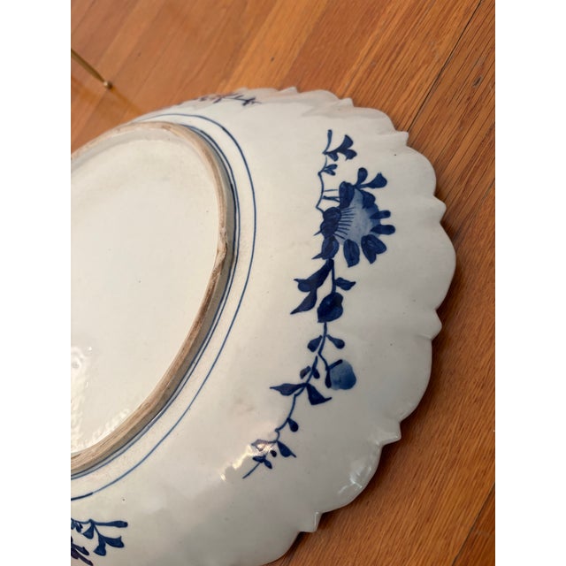 Late 19th Century Meiji Period Large Imari Platter With Cat For Sale - Image 10 of 10