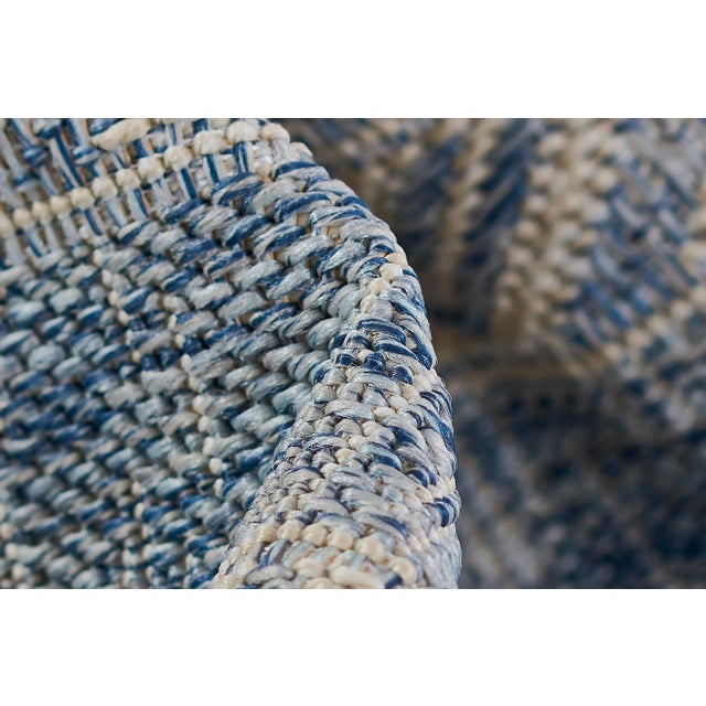 Momeni Contemporary Indoor/Outdoor Hampton Bay Rug in Blue, 5'3" x 7' For Sale - Image 4 of 10