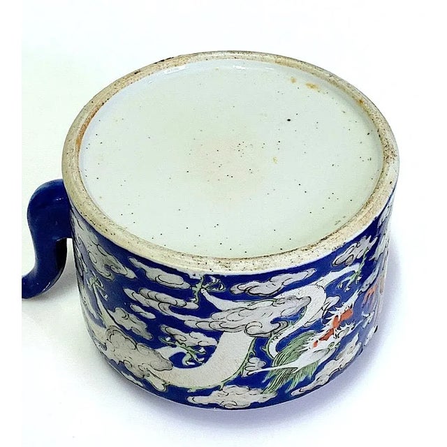 Antique Chinese Qing Blue and White Porcelain Teapot With Imperial Dragon & Could Design, 19th Century For Sale - Image 10 of 11