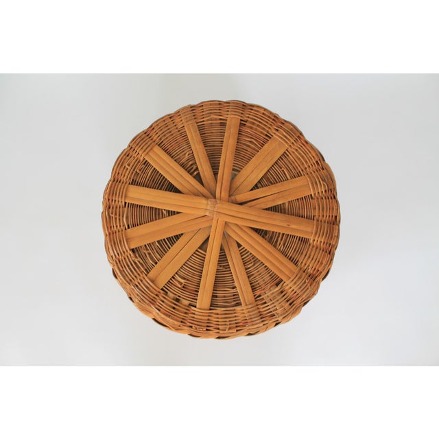 Vintage Lidded Woven Wicker Basket For Sale - Image 4 of 10