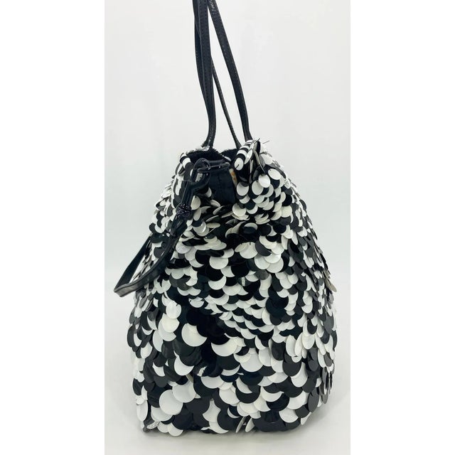 Valentino Black and White Paillette Sequin Tote For Sale In Philadelphia - Image 6 of 12